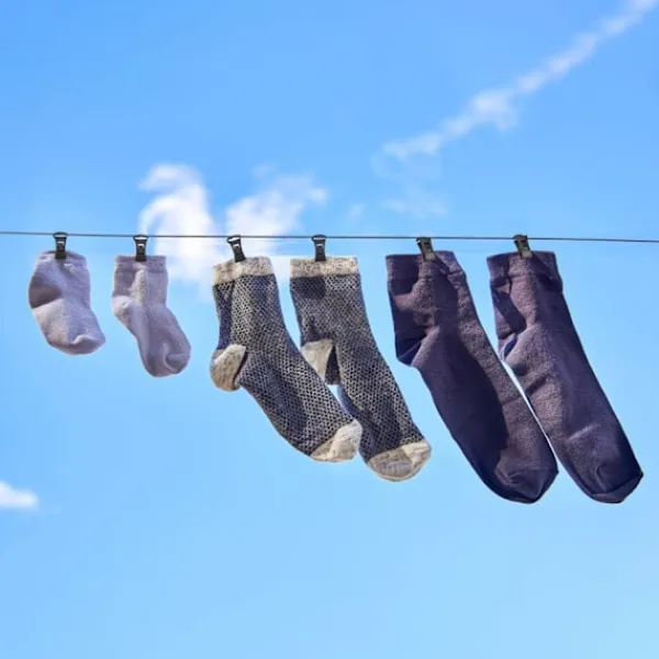 Tvättillbehör-40 st strumpor clips för tvättmaskin och torktumlare, strumpor med strumpor clip direkt i lådan Multi, för torkning och förvaring av parade strumpor | Fyndiq