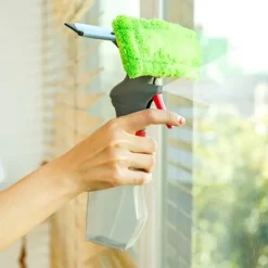 Fönsterrengöring-3-i-1 Spray-Skrapa Borste Vattenspray Fönsterrengöringsmedel Glasskraptorkare Mikrofiberdukssats Grön
