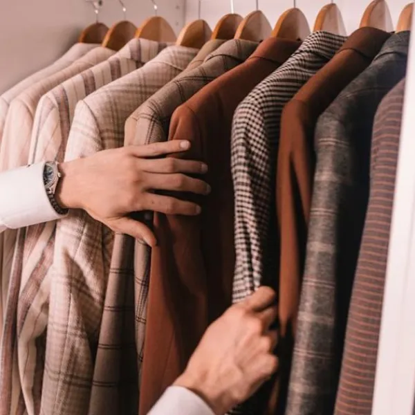 LAURASTAR Ångtvättar-IZZI Dampfstrykare & Luftrena 2-i-1, DMS, 2000W, Eliminerar 99,999% Bakterier, Vägglöss, Anti-Dammsköldar