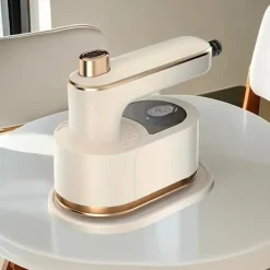 Strykjärn-Mini hopfällbar handhållen steamer, 180° roterande munstycke med snabb uppvärmning, snabb skrynkelborttagare för resor, studentboende, grön.