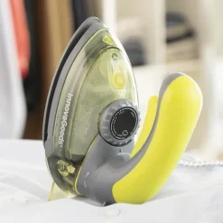 Northix Strykjärn-Mini-Strykjärn med Ånga - 2-i-1