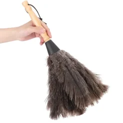 Svampar & Dukar-Reusable Ostrich Feather Duster with Anti-Static Wooden Handle
