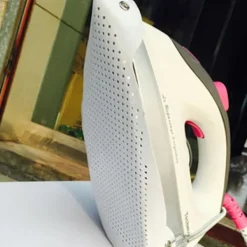 Strykjärn-Skydd för strykskosula skyddar ditt strykjärn länge, vit, en storlek