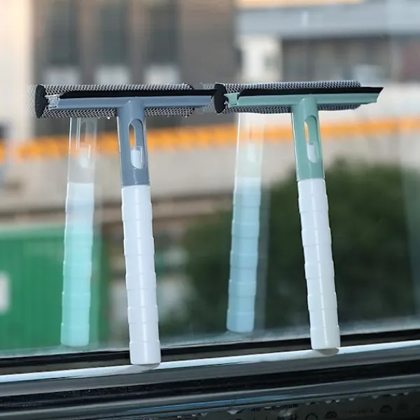 Northix Fönsterrengöring-Städskrapa med Inbyggd Sprayflaska - Grå