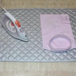 Strykjärn-Strykbordsmatta för Bänkskiva Tvättmaskin Torktumlare Skydd Värmebeständig Filt Pressduk