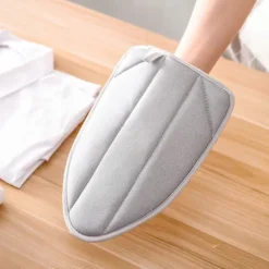 Strykjärn-Värmebeständig strykhandske med platsbesparande dyna för hem och resa